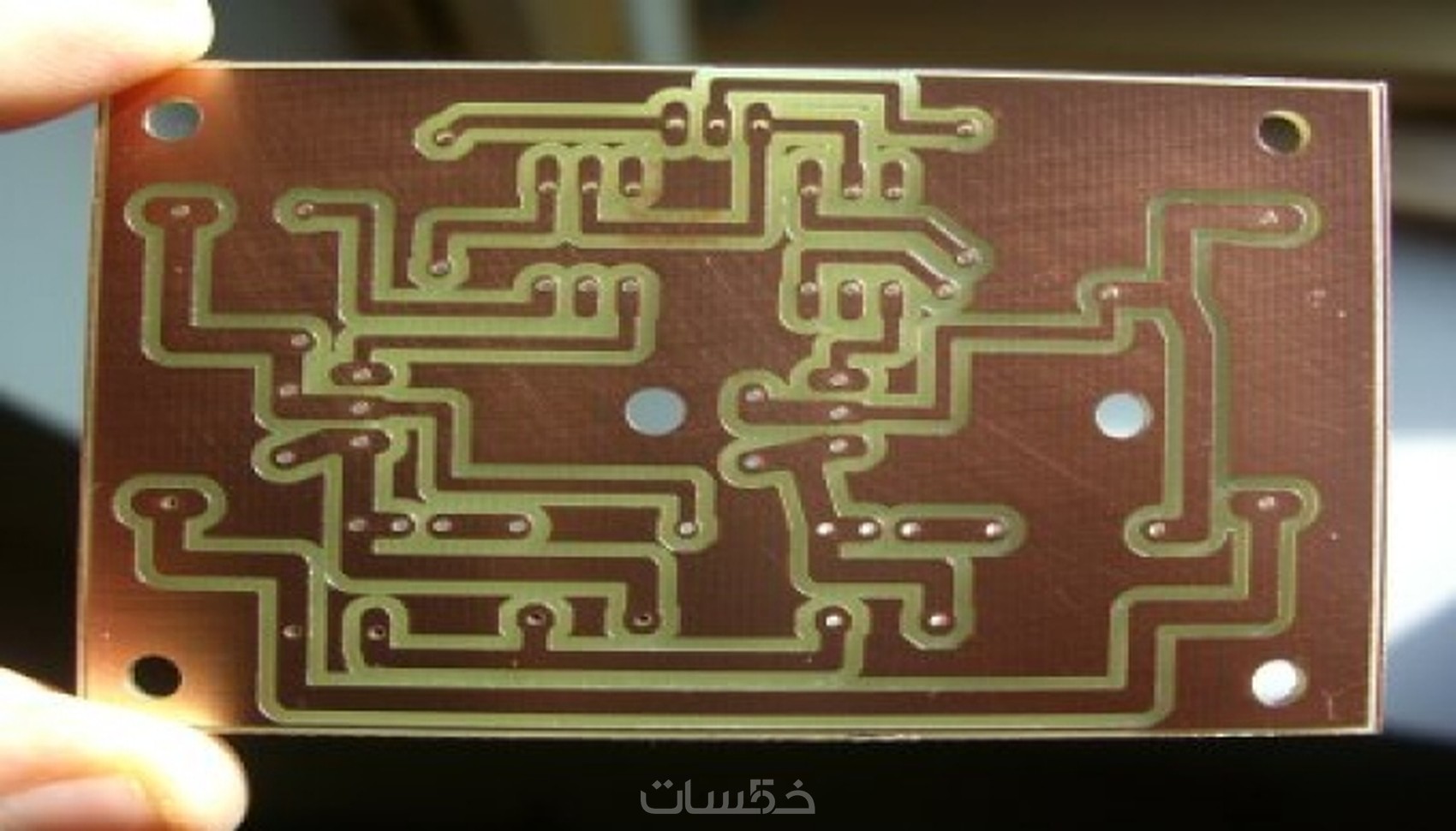 رسم الدارات الكهربائية المطبوعة PCB باستخدام eagle Cadsoft - خمسات