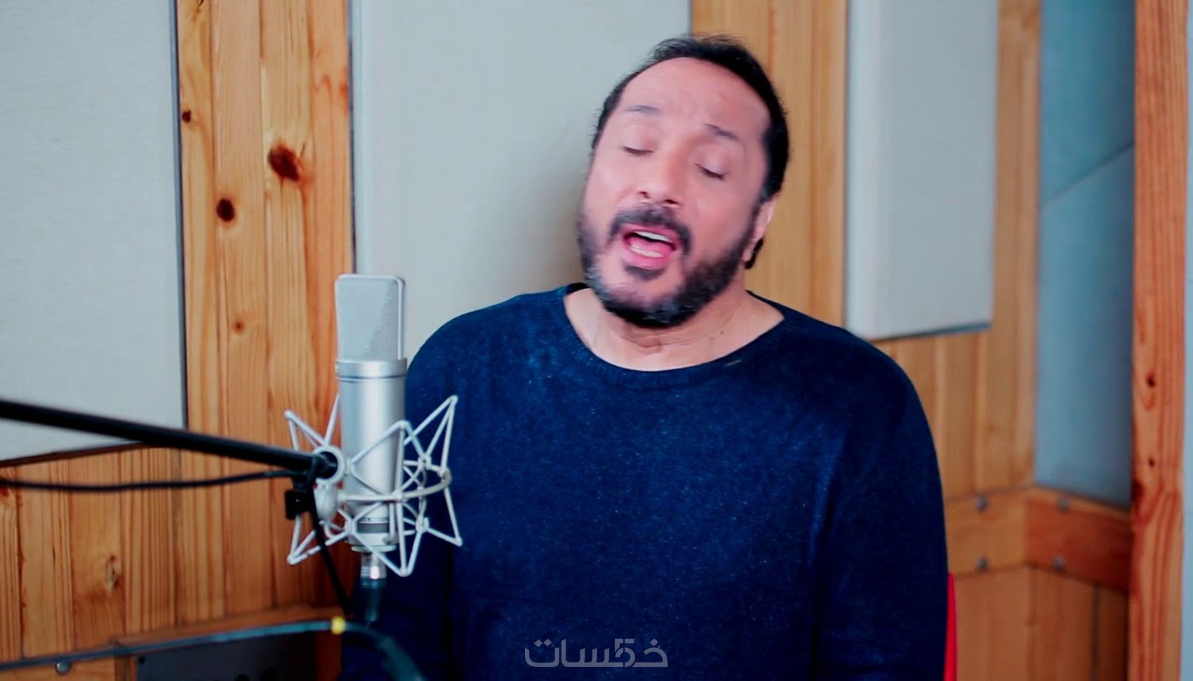 عزف بيانو لاى اغنية تحبها - خمسات